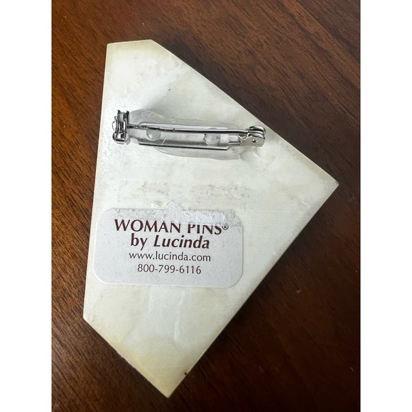 Lucinda Resin 2 Ladies w/ Style Brooch Jewelry Woman Pin- Hand Crafted Artisan‎ - Picture 4 of 4